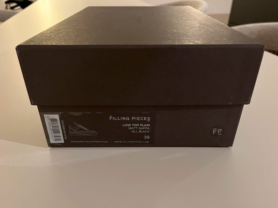 Filling Pieces Low Top Plain Matte Nappa All Black in Baden