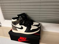 Jordan 1 Dark Mocha gr.43 Niedersachsen - Isernhagen Vorschau
