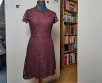traumhaftes Spitzen Kleid Minikleid weinrot ONLY Gr.  M  38 / 40 Kiel - Pries-Friedrichsort Vorschau