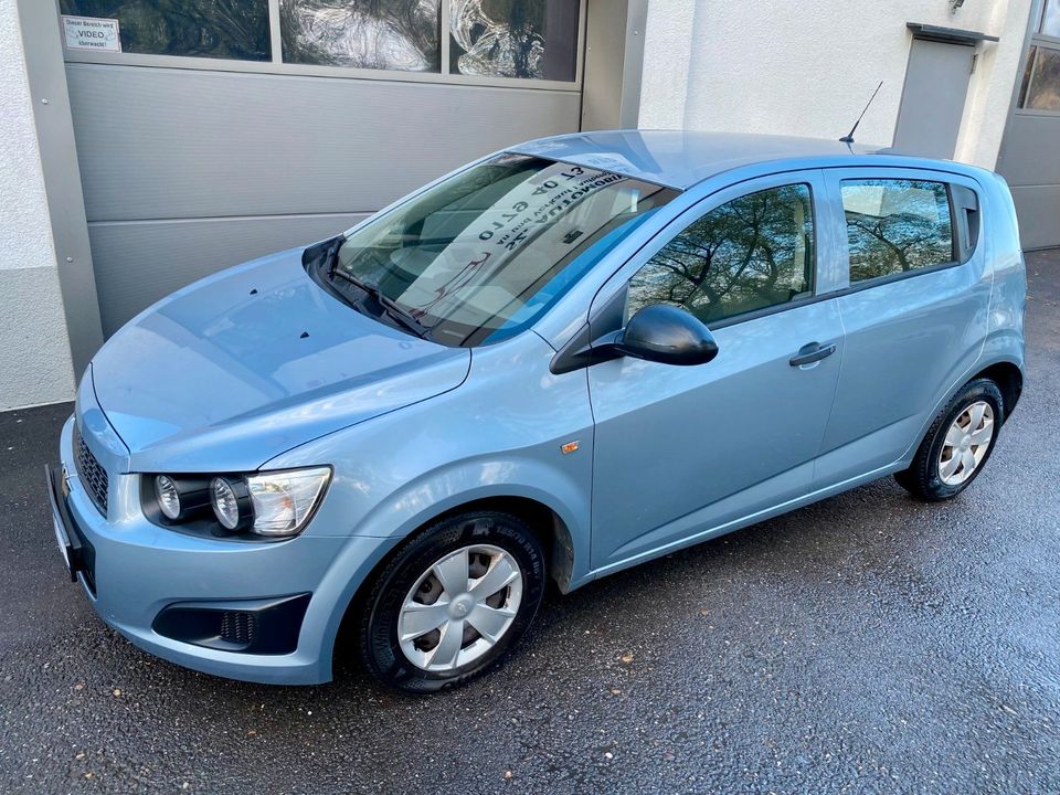 Chevrolet Aveo Schrägheck LS,1.2 KLIMAANLAGE,TEMPOMAT,AUX in Erlenbach