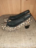 Damen Bequem Pumps von Ara in Animal print in gr 6.5 (40) Niedersachsen - Wolfsburg Vorschau