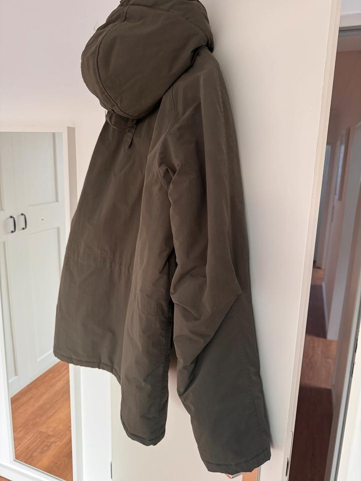 Carhartt Anchorage Winterjacke olivgrün (Größe L) in Bremen