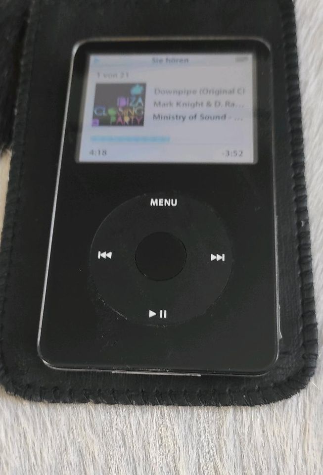 iPod Classic Video 5. Generation schwarz 30GB A1136 in Meerbusch