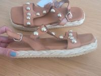 KANNA Sandalen NEU *Leder *Bast *Jute *goldene Nieten Brandenburg - Mahlow Vorschau