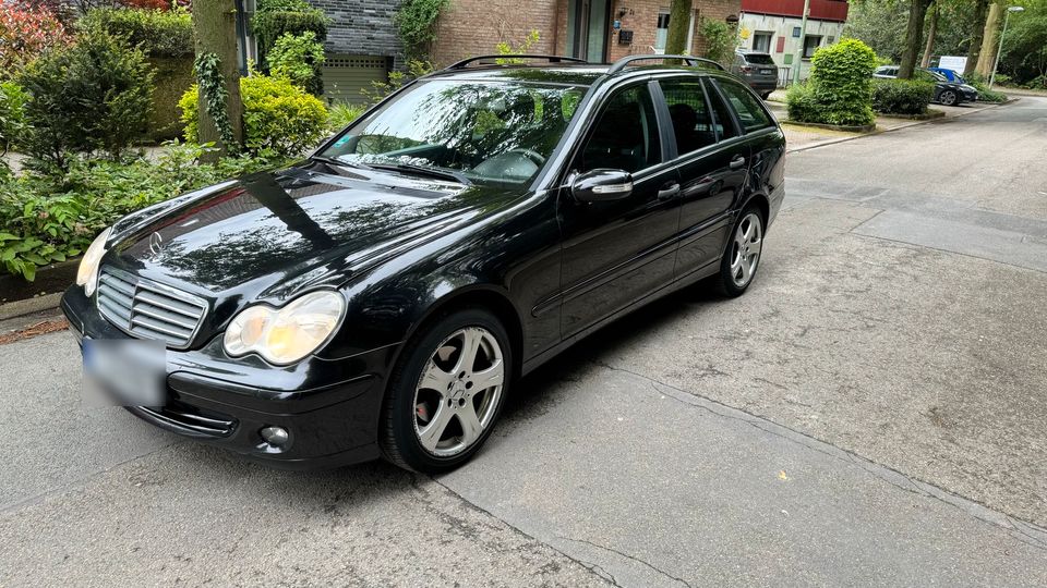 Mercedes Benz C-Klasse 220cdi w203 in Essen