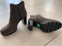 sehr schöne Wildleder Stiefelette grau, Gr.36 w.Neu 5th AVENUE Niedersachsen - Garbsen Vorschau