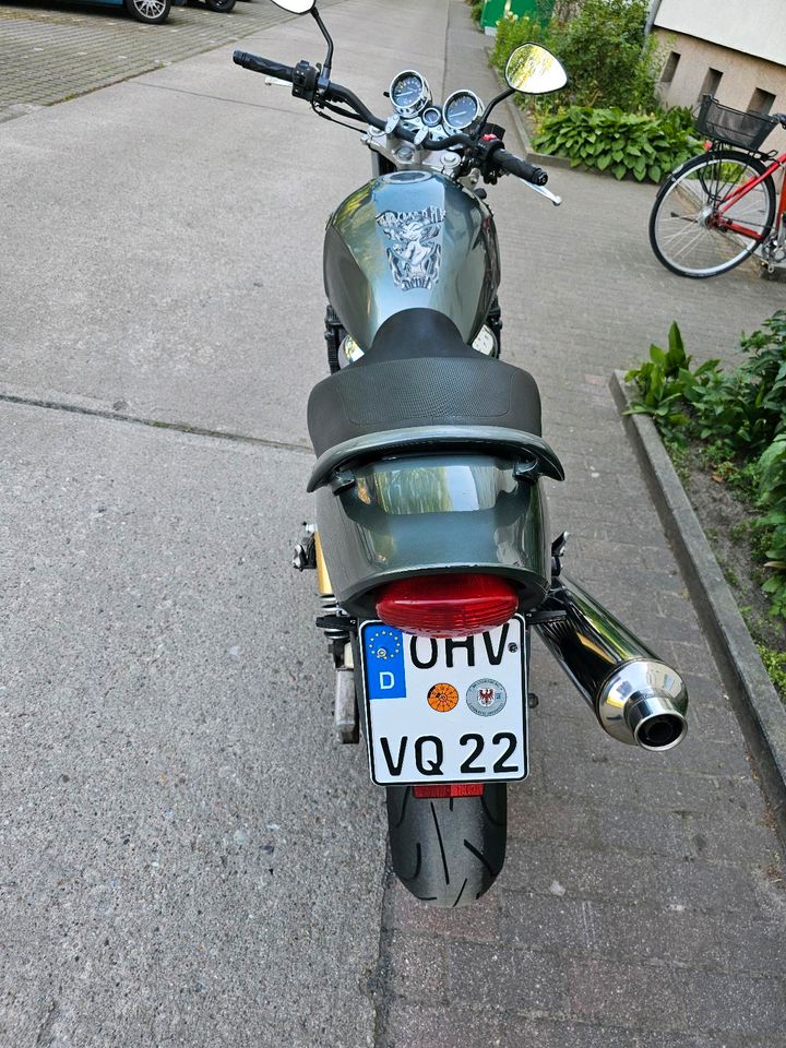 SUZUKI GSX 750 AE MOTORRAD in Hennigsdorf