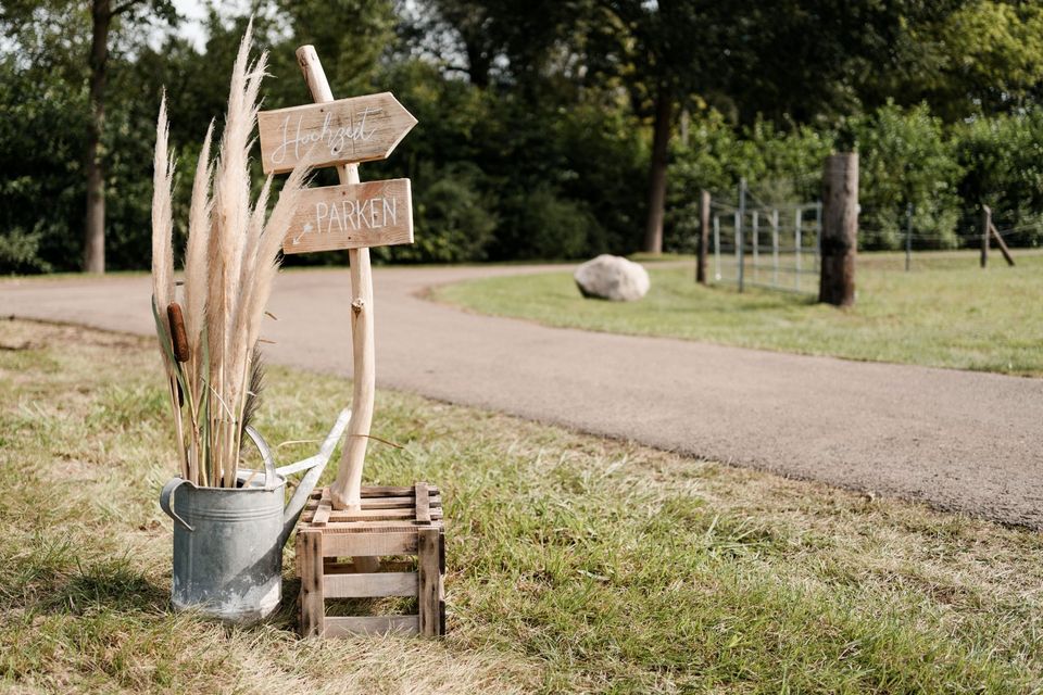 Verleih Schilder Wegweiser Hochzeit Trauung Hochzeitsdeko Vintage in Espelkamp