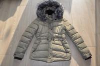 TOP! Schöne, wenig getragene Jacke, Winterjacke khakigrün Gr. 36 Bayern - Schwandorf Vorschau