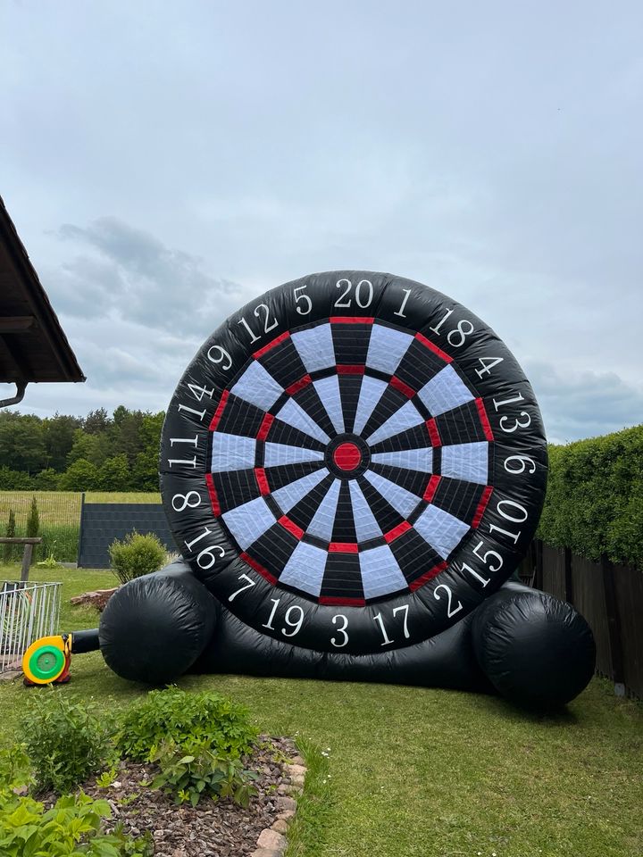 XXL Fußballdart Fussballdart mieten Hüpfburg in Mosbach