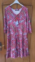 Kleid - rot gemustert - Gr. 40/42 Nordrhein-Westfalen - Wülfrath Vorschau
