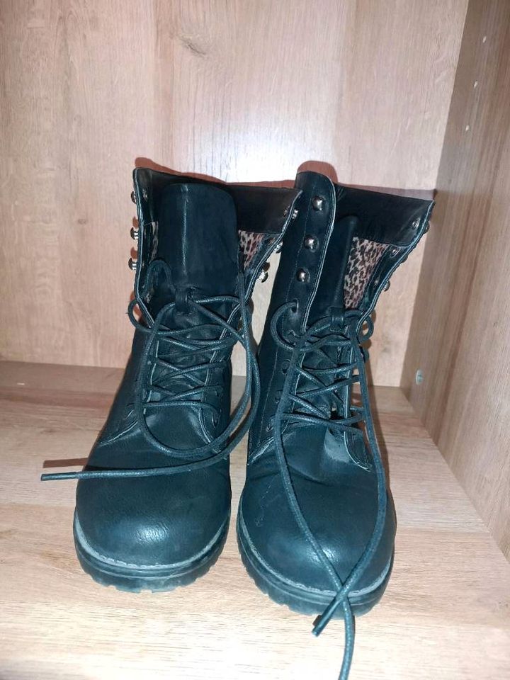 Schwarze Boots / Stiefel | 41 | Kayla | 1x getragen in Rüdersdorf