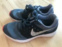 NIKE Kinder Sportschuhe in Größe 36.5 Baden-Württemberg - Rastatt Vorschau