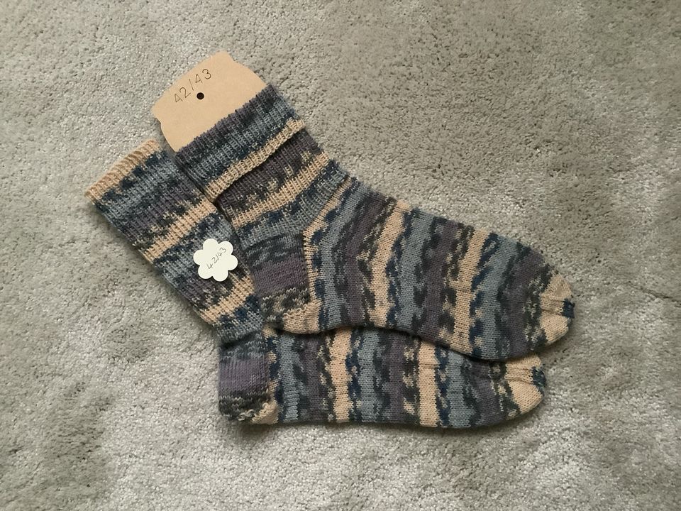 Handgestrickte Socken Gr. 42/43 und 40/41 in Heilbad Heiligenstadt