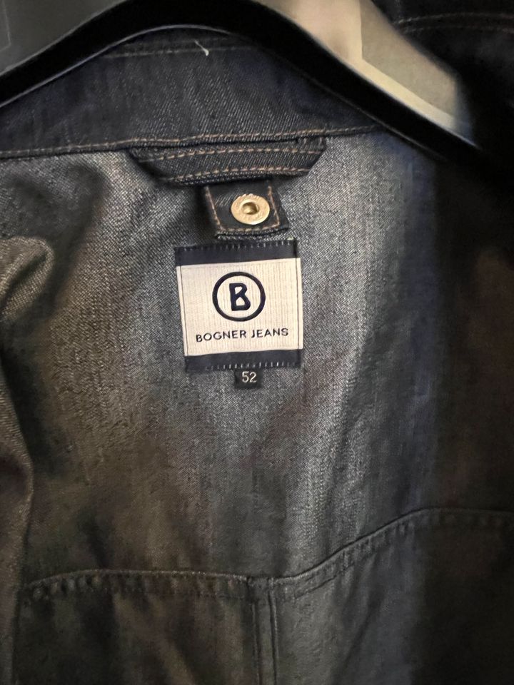 Bogner Herren Jeans Jacke in Blau Größe 52 in Mannheim