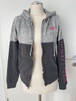 Hollister Kapuzenjacke /Sweatshirt Jacke / Hoodie Grau / Pink München - Hadern Vorschau