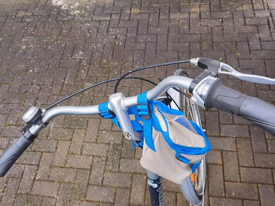 Fahrrad Damenfahrrad wie neu in Wirges  