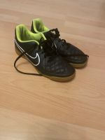 Nike Hallenschuhe Essen - Essen-Kray Vorschau