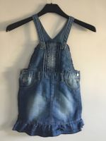 Mädchen Jeans Latzkleid Gr. 116 Baden-Württemberg - Oberndorf am Neckar Vorschau