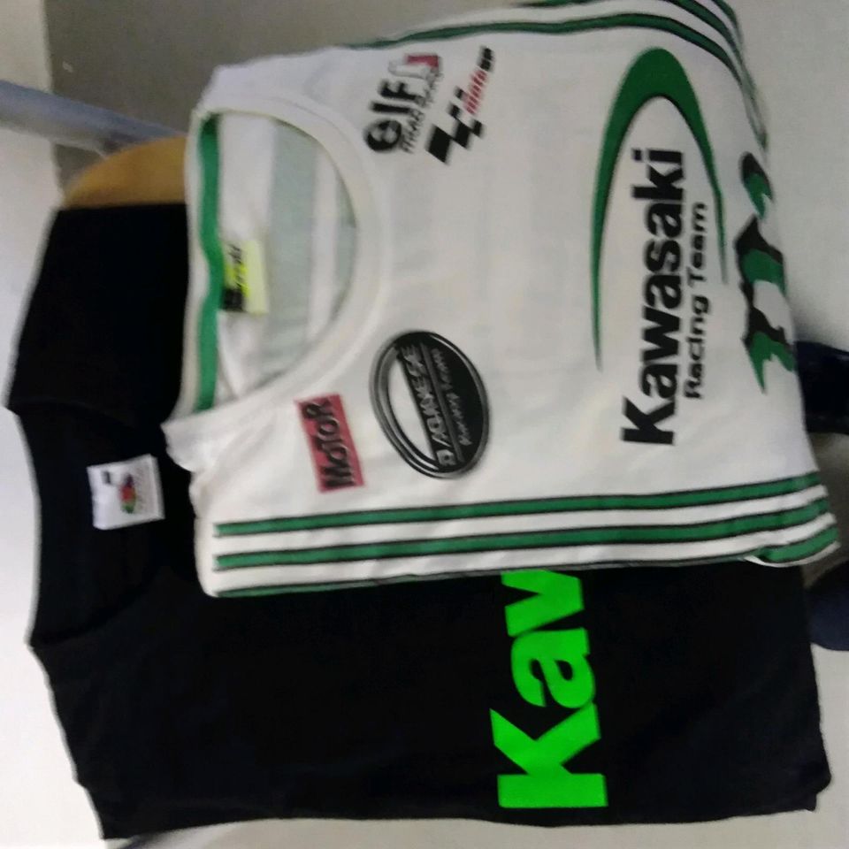 Kawasaki Racing Kleidung in Ahlen