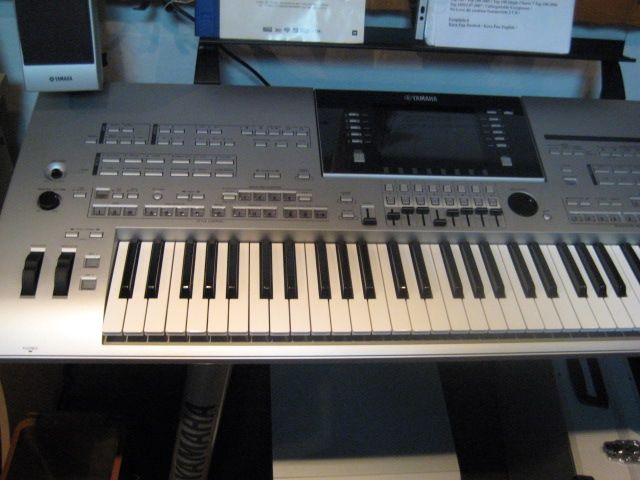 Yamaha Tyros 4 in Gelsenkirchen