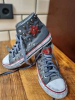 Chucks aus Ibiza Handmade Gr. 38 skulls Hessen - Babenhausen Vorschau