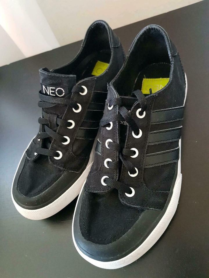 adidas NEO Gr. 36 in Burgau