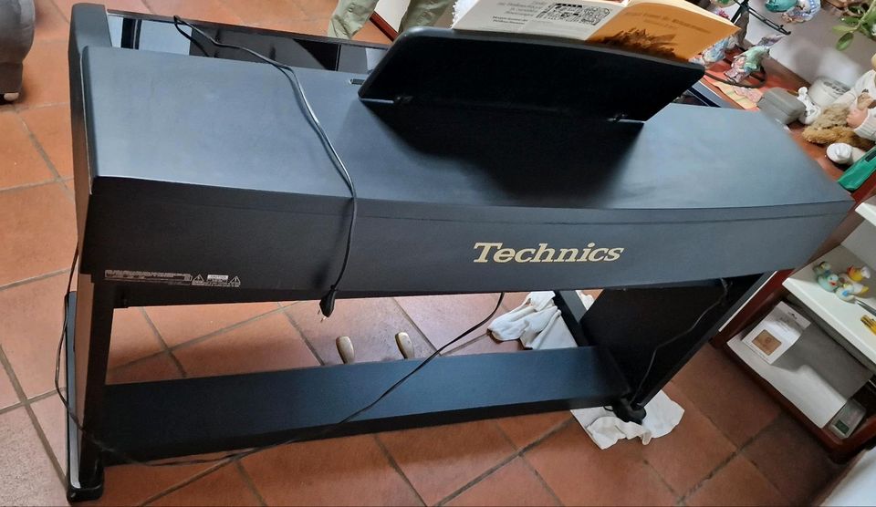 Technische Digital Piano SX-PR 303 in Lahnstein