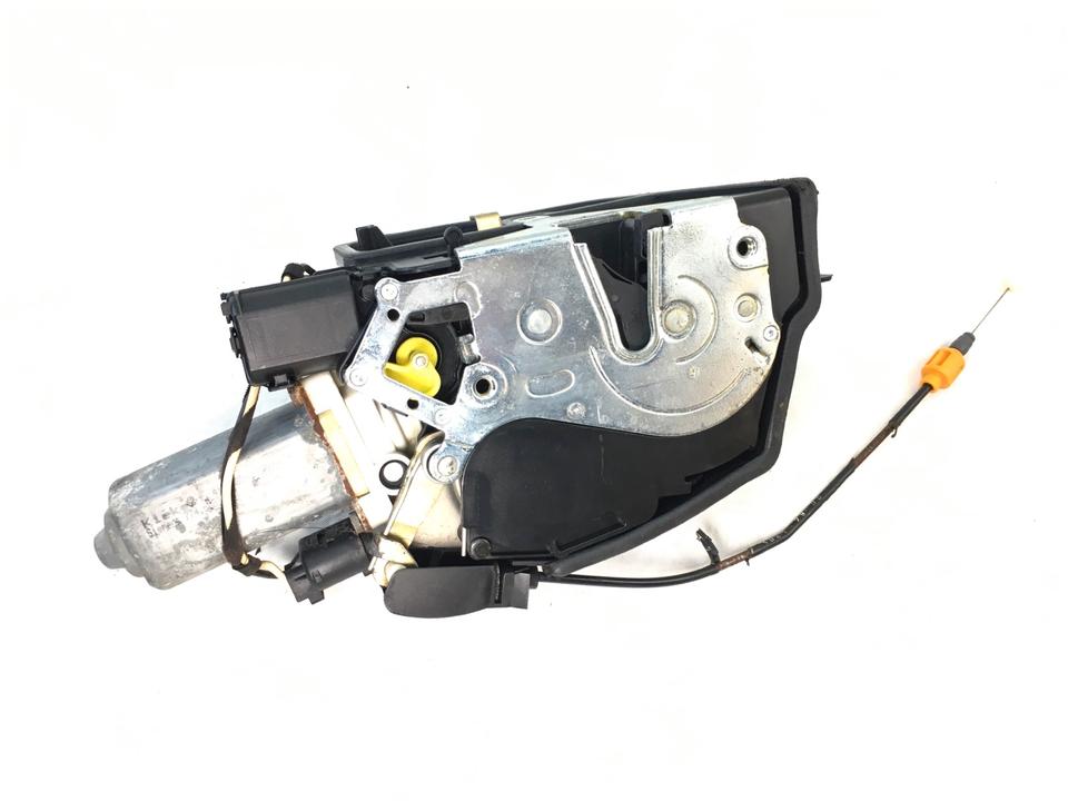 BMW E65 E66 Softclose Motor Schloss Tür hinten rechts 7169252 in Schönefeld