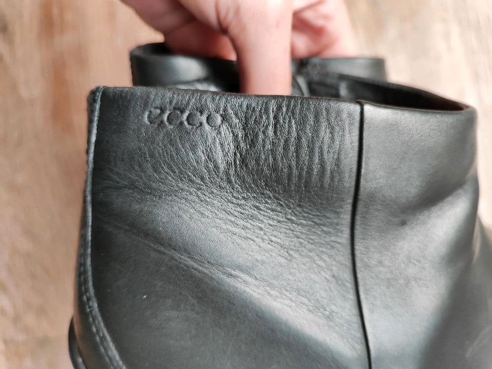 Ecco Stiefeletten schwarz in Klein Nordende