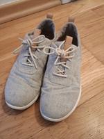 Turnschuhe Toms Grau Gr. 39 Leipzig - Reudnitz-Thonberg Vorschau