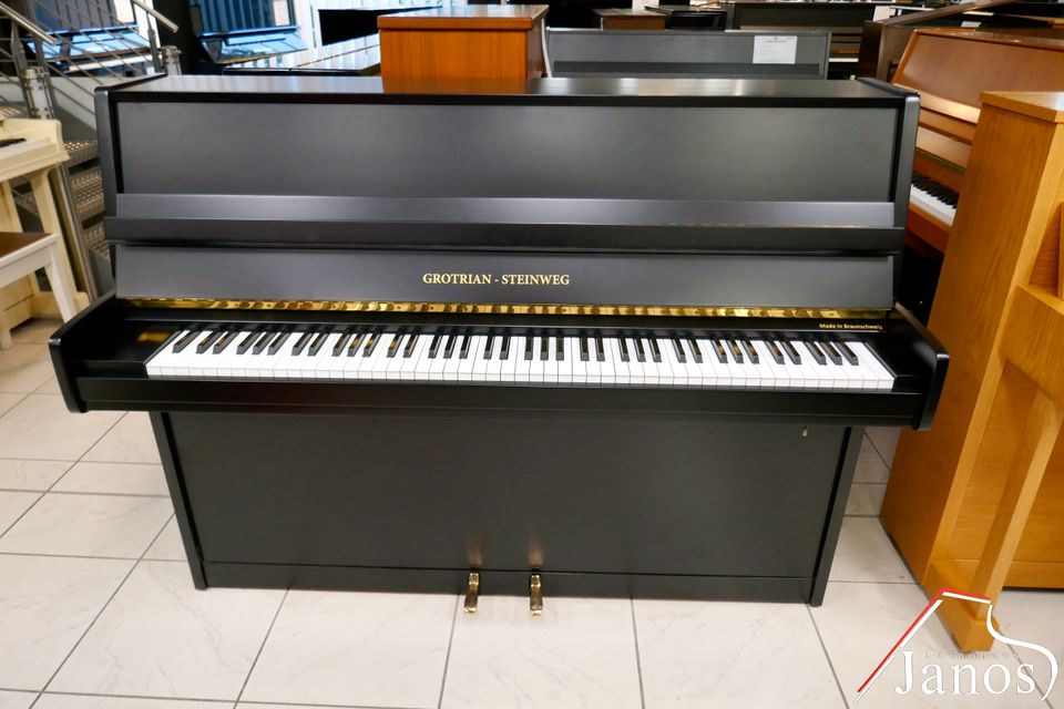 Grotrian-Steinweg Klavier ✱ 112 cm ✱ Top Zustand ✱ Germany in Frankfurt am Main