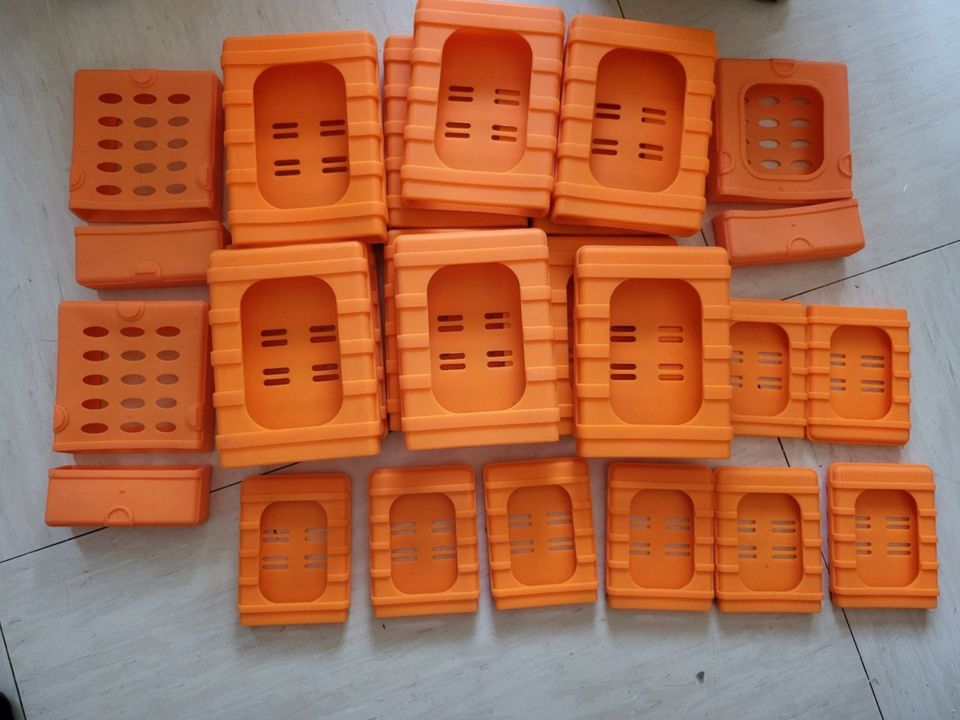 15x 3,5 & 8 x 2,5 Zoll Festplatten Silikonschutzhüllen orange in Hamburg