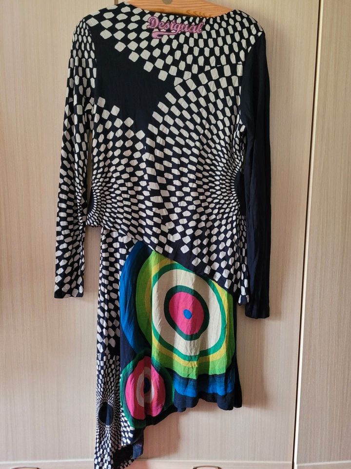 Desigual Kleid, Größe M, neuwertig in Bielefeld