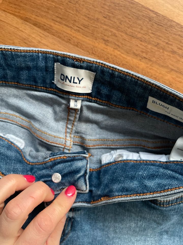 Jeans only und Tom Tailor Größe 28/30 in Stuhr