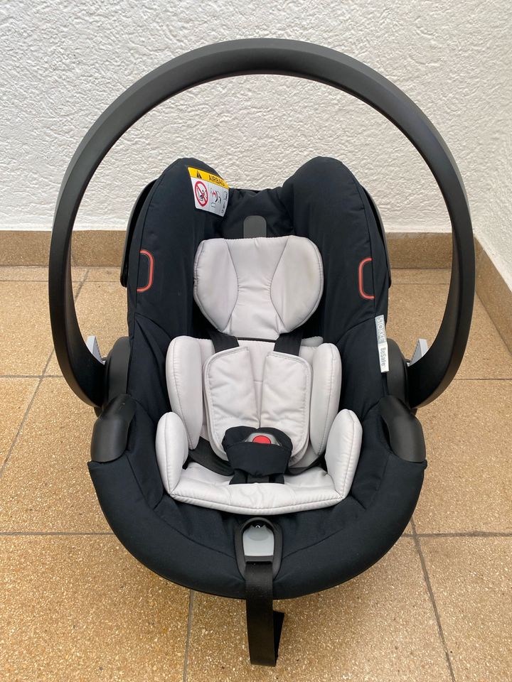 Autositz, Babyschale, Stokke iZi Go Modular X1 i-Size by BeSafe in Esslingen