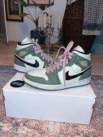 Nike Air Jordan 1 Mid Dutch Green Berlin - Tempelhof Vorschau