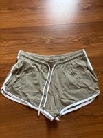 khaki kurze Stoffhose Bochum - Bochum-Süd Vorschau