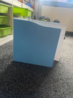Ikea Kallax Regal Tür Kinderzimmer blau Sachsen-Anhalt - Bernburg (Saale) Vorschau