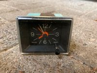 Oldtimer Uhr Renault 5 Jaeger Quartz Niedersachsen - Börger Vorschau