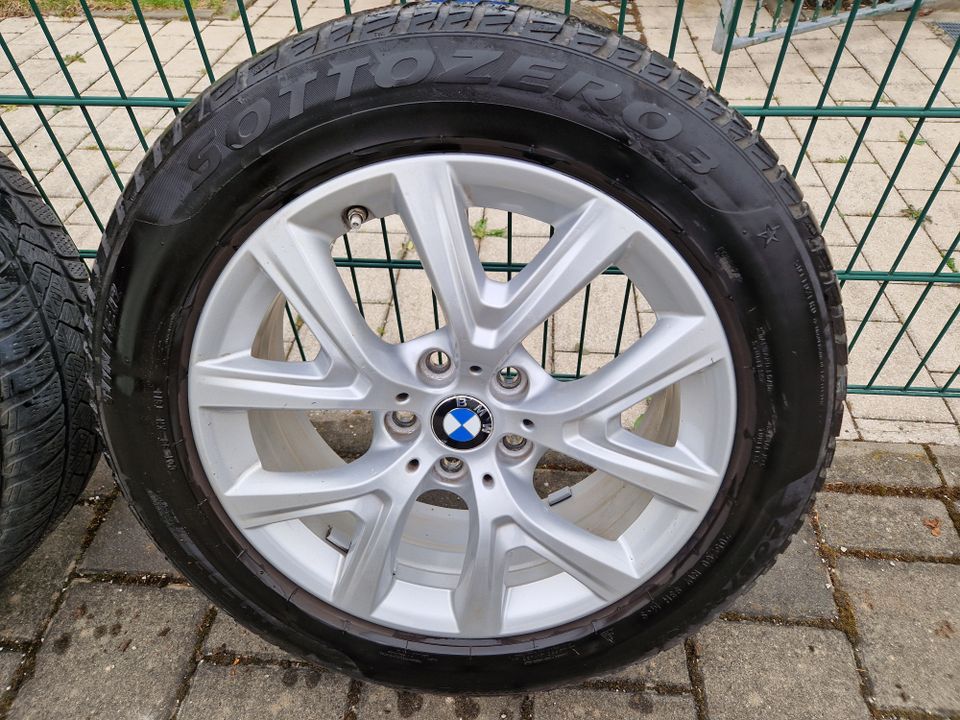 BMW X1 - 1 Satz 17" original Alufelgen mit Sommerreifen in München