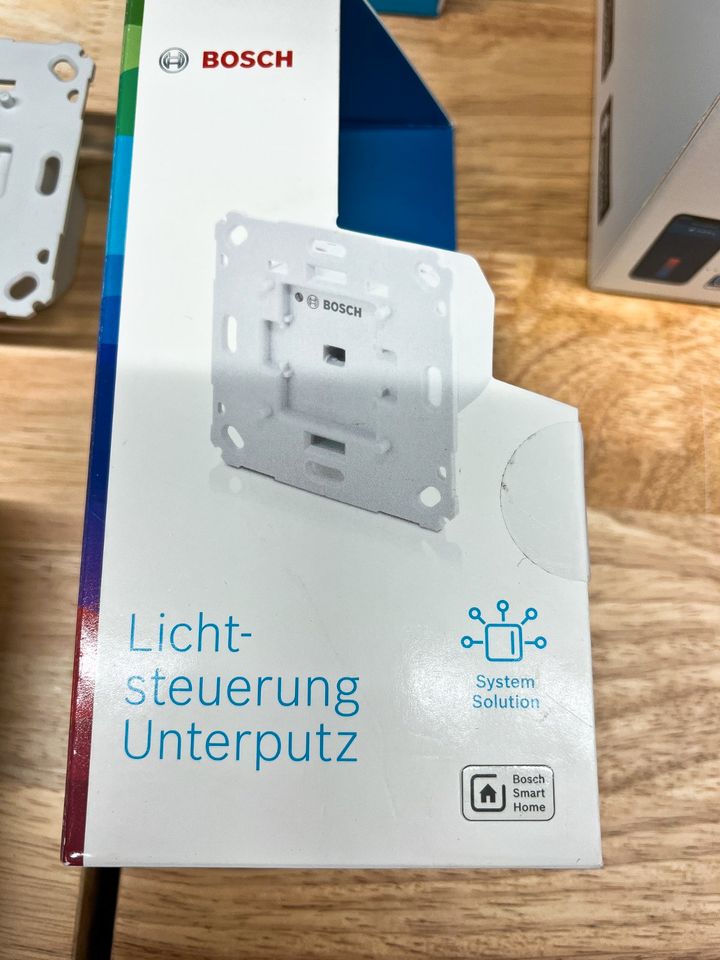 Bosch Smart Home Komplettset / 11 Bosch Smart Home Artikel in Simmerath