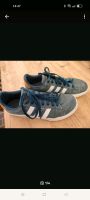 Schuhe von Adidas Gr. 42 Niedersachsen - Loxstedt Vorschau