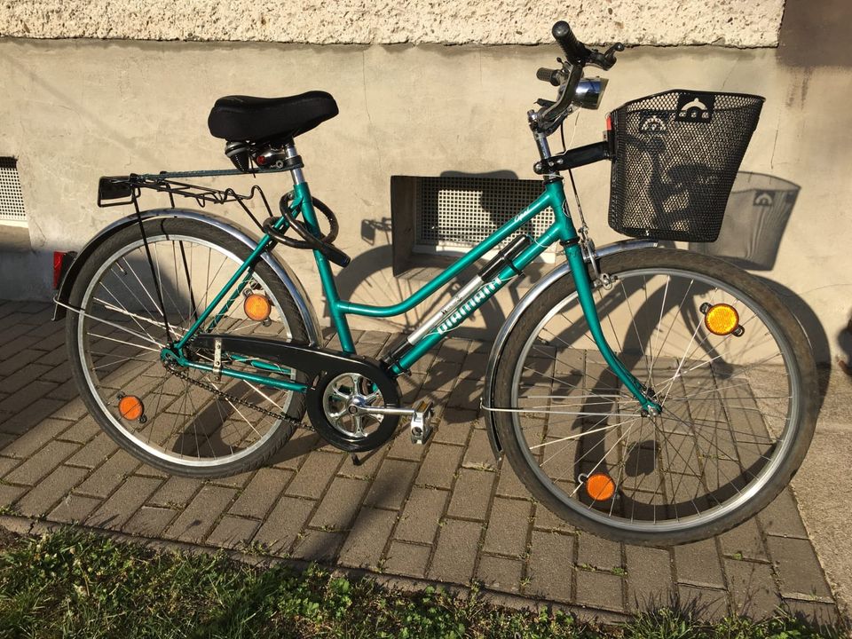 Diamant Damen Fahrrad "26 zoll" + 2 ersatz räder in Schönebeck (Elbe)