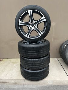 4 ALU Winterräder Tesla Model Y Ronal R68 jetblack 9,5x19 Goodyear