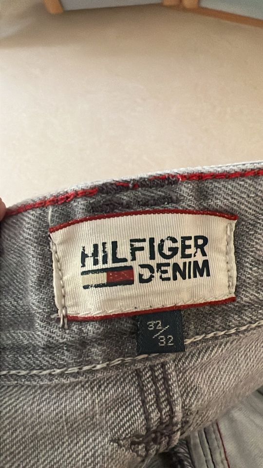 Tommy Hilfiger Jeans  Herren Jeans W32 L32 in Stuttgart