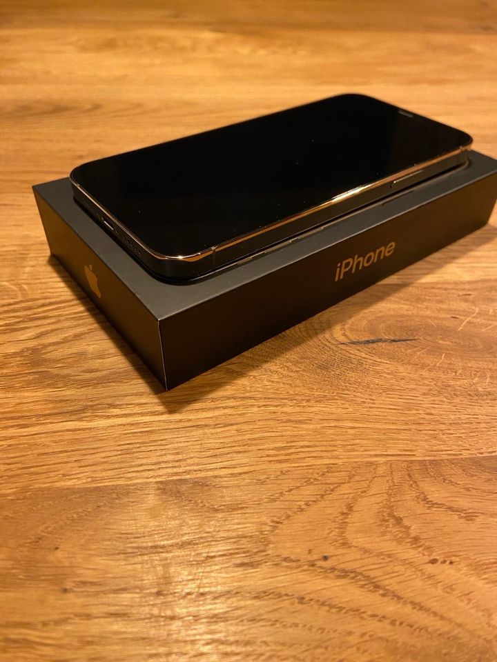 Apple iPhone 12 Pro 128gb Gold in Mannheim