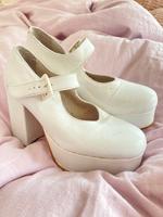 Buffalo Plateau Schuhe Weiß gr.37 Nordrhein-Westfalen - Hemer Vorschau