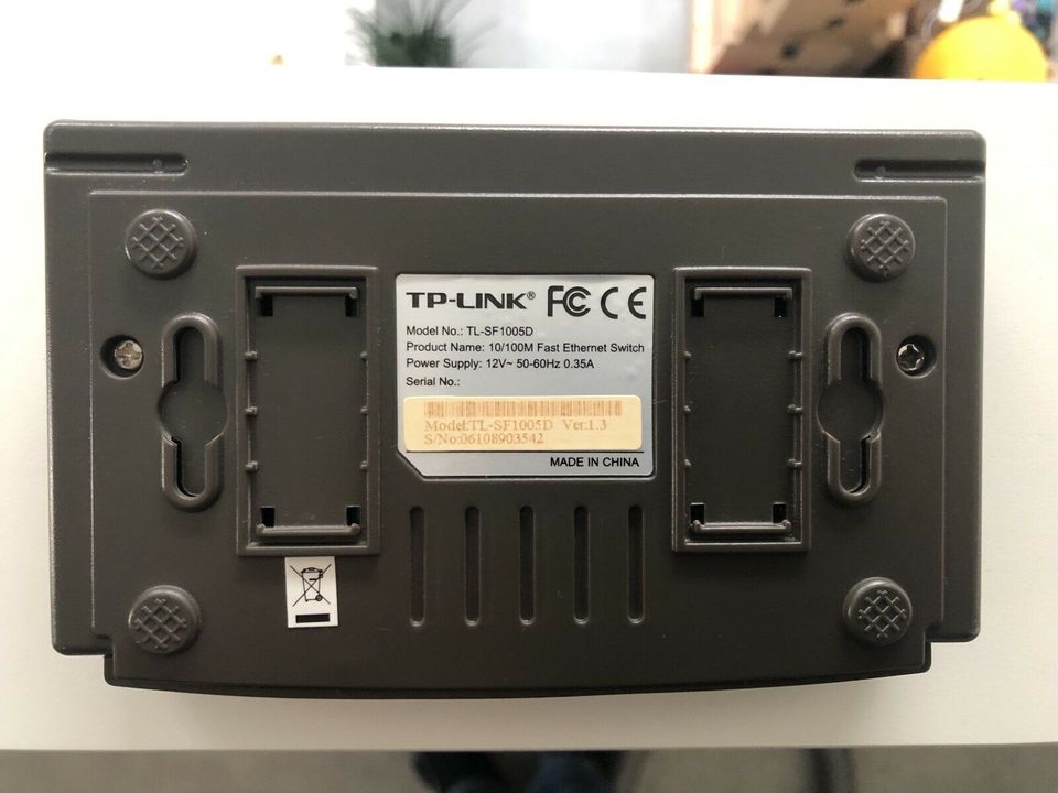 TP Link Switch TL-SF1005D in Piesport