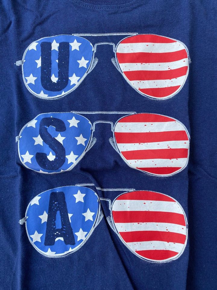 Shirt/T-Shirt Gr. 104 blau Carter´s USA in Waldbüttelbrunn